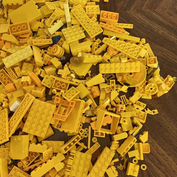 Lego Lot 2+ Pounds Yellow Parts Pieces Plates Bricks Minecraft City Star Wars - Picture 12 of 16
